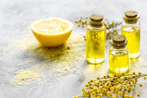 How to choose essential oil for dry skin type?